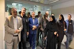 حضور دکتر قیداری ریاست دانشگاه شهیدبهشتی در بیمارستان شهدای پاکدشت