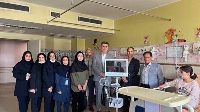 تهیه مانیتور پزشکی B9 به همت خییرین سلامت 