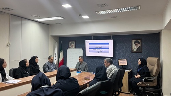  برگزاری جلسه کمیته اخلاق پزشکی بیمارستان شهدای پاکدشت و تقدیر از پرسنل نمونه