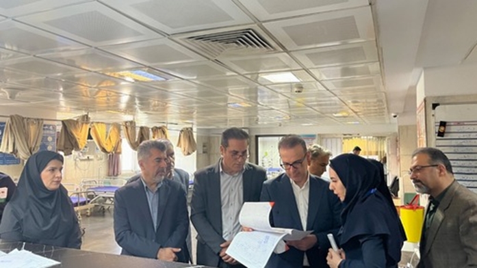 معاون درمان دانشگاه علوم پزشکی شهید بهشتی از بیمارستان شهدای پاکدشت بازدید کرد