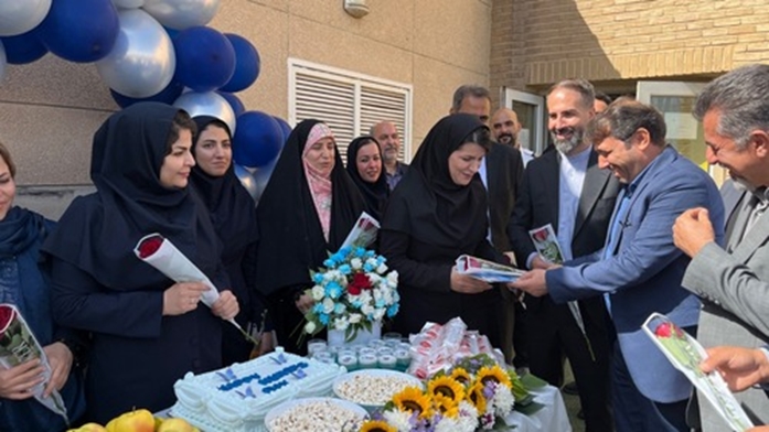 تجلیل مسئولان پاکدشت از پرستاران بیمارستان شهدای پاکدشت